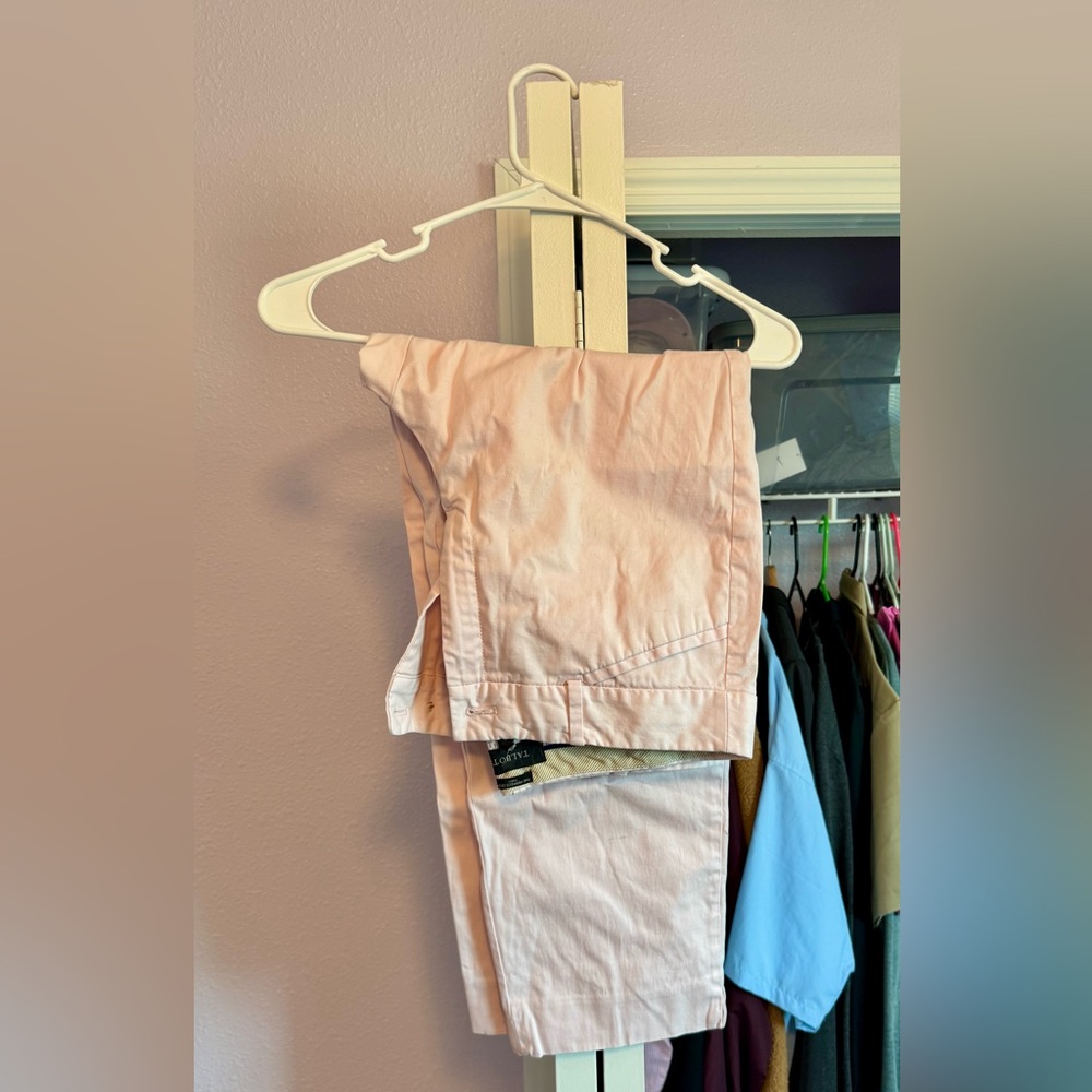 Talbots Size 8 “the Perfect Crop Curvy” Light Pink Pants. Gently Used